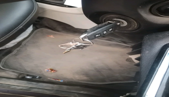 2023 Tata Tiago XZ PLUS PETROL, Petrol, Manual, 19,045 km, interior