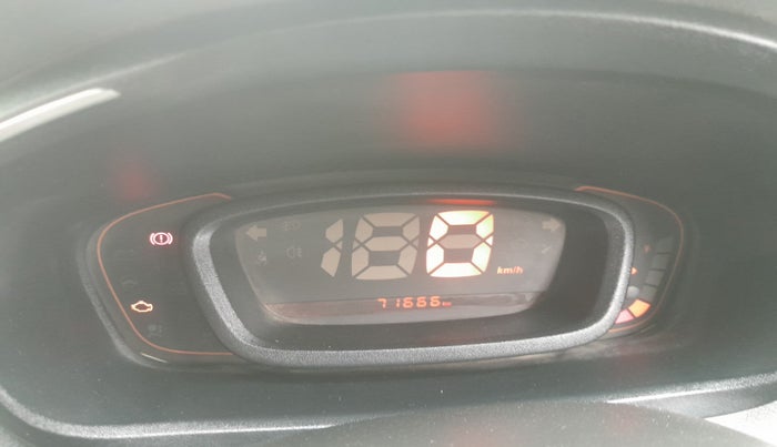 2018 Renault Kwid RXT 1.0 (O), Petrol, Manual, 72,001 km, interior