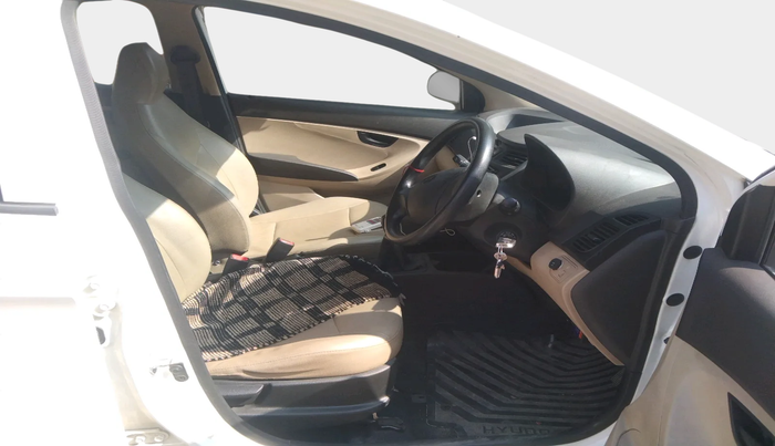 2017 Hyundai Eon ERA +, Petrol, Manual, 1,04,610 km, interior