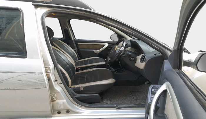 2012 Renault Duster 110 PS RXL DIESEL, Diesel, Manual, 1,02,509 km, interior