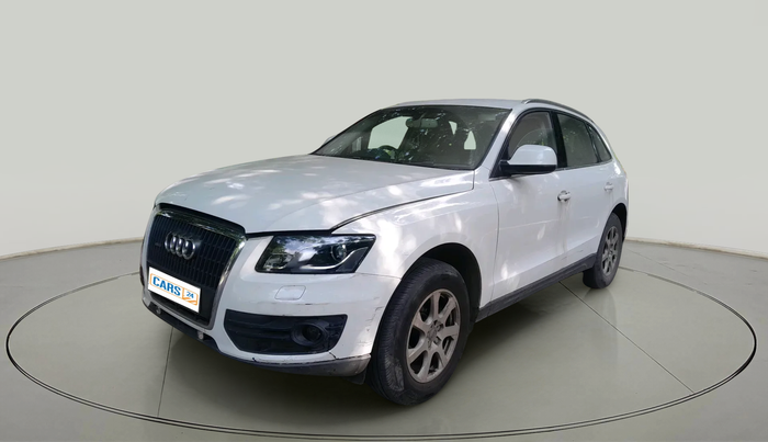 2011 Audi Q5 2.0 TDI QUATTRO, Diesel, Automatic, 1,28,326 km, exterior
