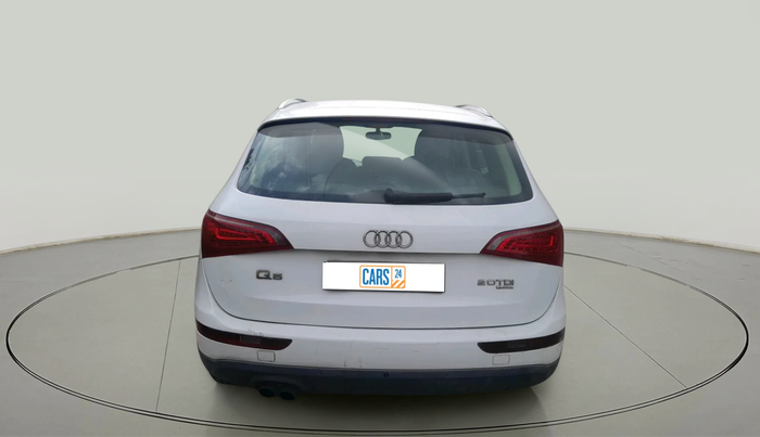 2011 Audi Q5 2.0 TDI QUATTRO, Diesel, Automatic, 1,28,326 km, exterior