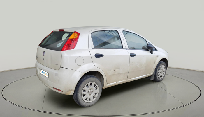 2013 Fiat Grand Punto ACTIVE 1.3, Diesel, Manual, 1,40,908 km, exterior