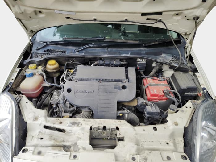 2013 Fiat Grand Punto ACTIVE 1.3, Diesel, Manual, 1,42,000 km, exterior