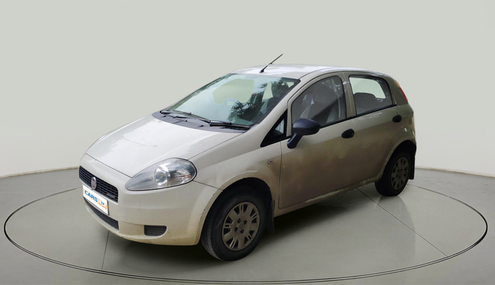 2013 Fiat Grand Punto ACTIVE 1.3, Diesel, Manual, 1,40,908 km, exterior
