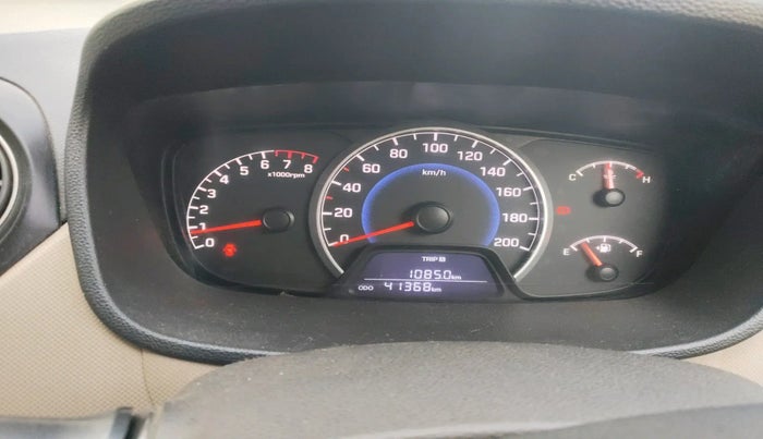 2017 Hyundai Grand i10 SPORTZ (O) 1.2 KAPPA VTVT, Petrol, Manual, 41,368 km, interior