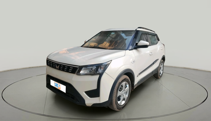 2020 Mahindra XUV300 W6 1.5 Diesel, Diesel, Manual, 37,065 km, exterior