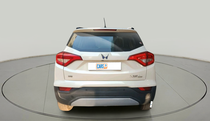 2020 Mahindra XUV300 W6 1.5 Diesel, Diesel, Manual, 37,065 km, exterior