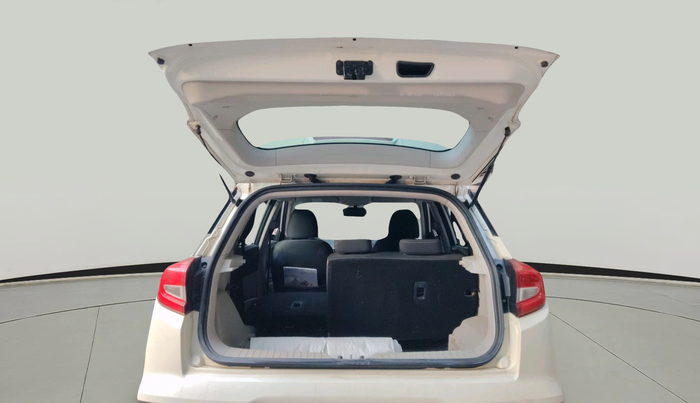 2020 Mahindra XUV300 W6 1.5 Diesel, Diesel, Manual, 37,065 km, exterior