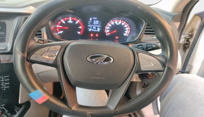 2020 Mahindra XUV300 W6 1.5 Diesel, Diesel, Manual, 37,065 km, interior