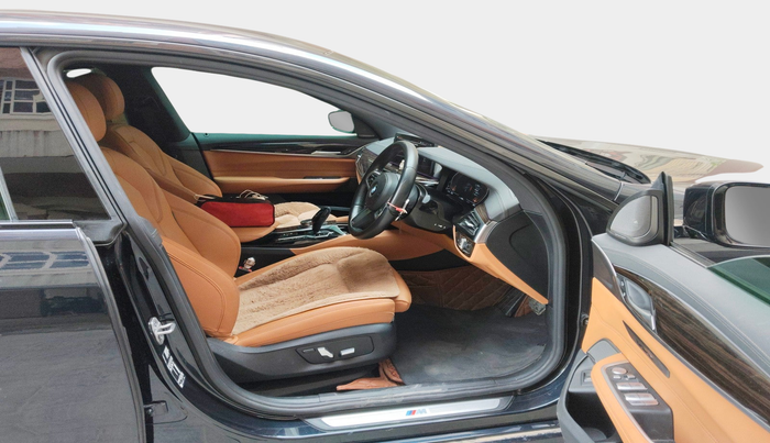 2023 BMW 6 Series GT 620d M Sport , Diesel, Automatic, 13,940 km, interior