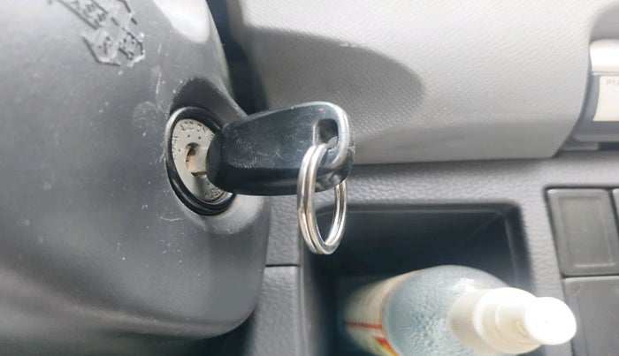 2012 Maruti Wagon R 1.0 LXI, Petrol, Manual, 1,04,511 km, interior