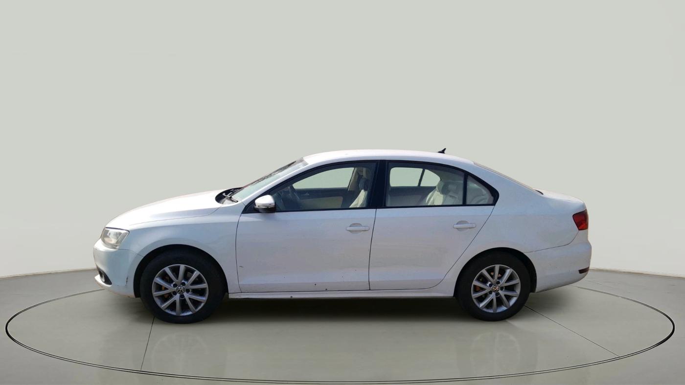 2014 Volkswagen Jetta COMFORTLINE TDI, Diesel, Manual, 1,00,538 km, exterior