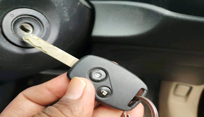 2014 Honda Amaze 1.5L I-DTEC S, Diesel, Manual, 1,83,946 km, interior