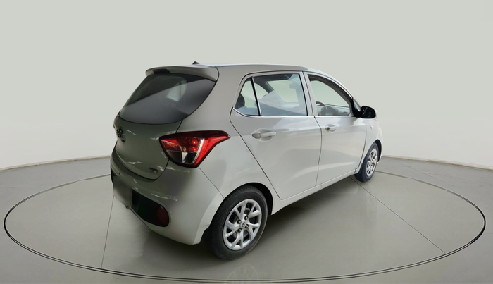 2017 Hyundai Grand i10 MAGNA 1.2 KAPPA VTVT, Petrol, Manual, 1,28,539 km, exterior