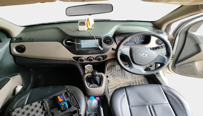2017 Hyundai Grand i10 MAGNA 1.2 KAPPA VTVT, Petrol, Manual, 1,28,539 km, interior