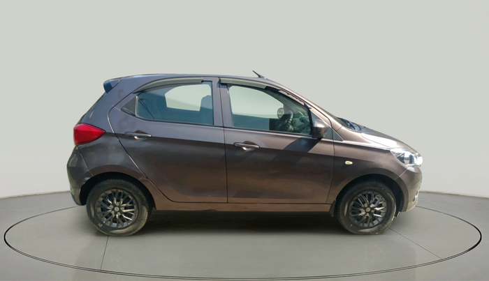 2017 Tata Tiago XT PETROL, Petrol, Manual, 1,14,396 km, exterior