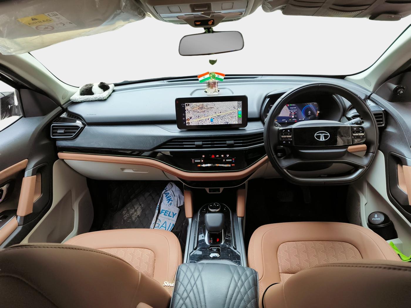 2024 Tata Safari ADVENTURE PLUS AT, Diesel, Automatic, 4,777 km, interior