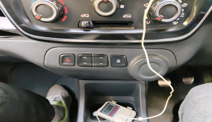 2016 Renault Kwid RXT 0.8, Petrol, Manual, 89,841 km, interior