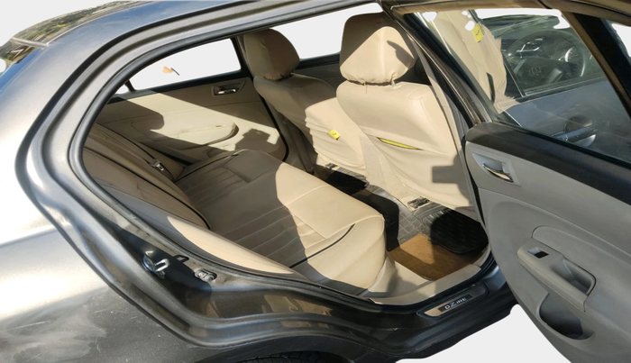 2015 Maruti Swift Dzire VDI, Diesel, Manual, 2,60,206 km, interior