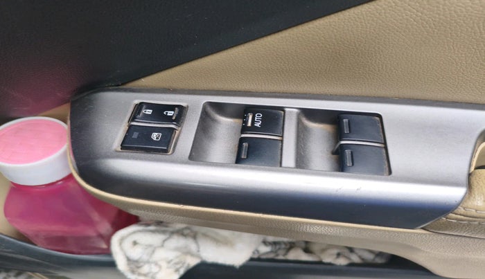 2015 Honda City 1.5L I-VTEC VX CVT, Petrol, Automatic, 1,77,982 km, interior