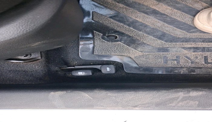 2017 Hyundai Xcent S 1.2, Petrol, Manual, 46,973 km, interior