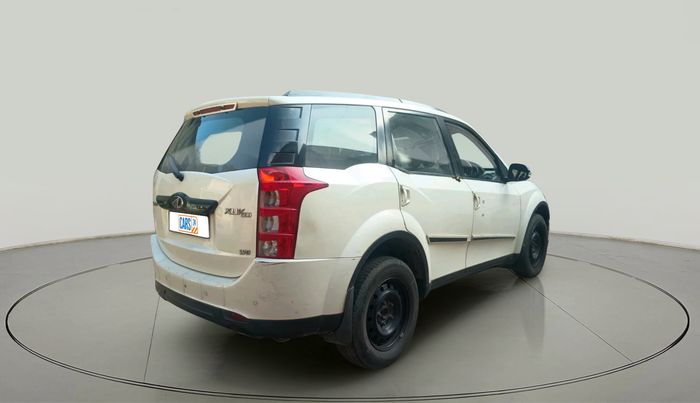 2017 Mahindra XUV500 W6, Diesel, Manual, 1,20,092 km, exterior