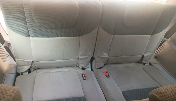 2017 Mahindra XUV500 W6, Diesel, Manual, 1,20,092 km, interior