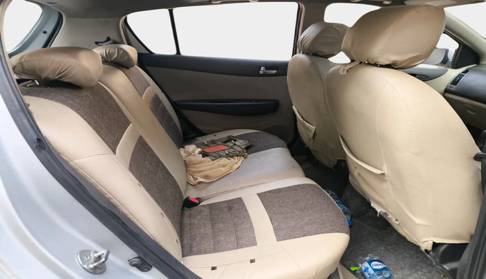 2014 Hyundai i20 ASTA (O) 1.2 WITH SUNROOF, Petrol, Manual, 1,41,706 km, interior