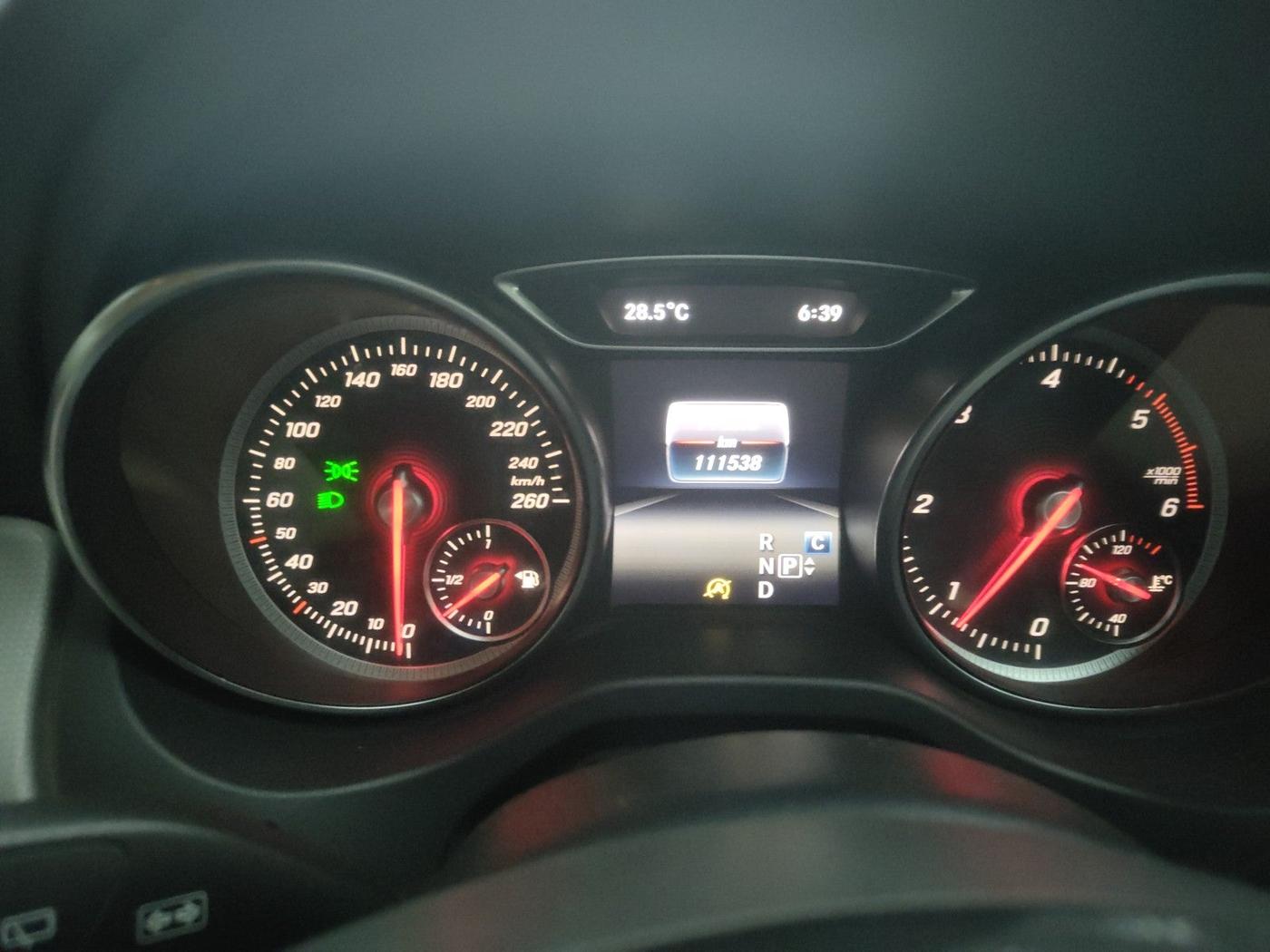 2018 Mercedes Benz GLA Class 200 D Sports, Diesel, Automatic, 1,14,000 km, interior