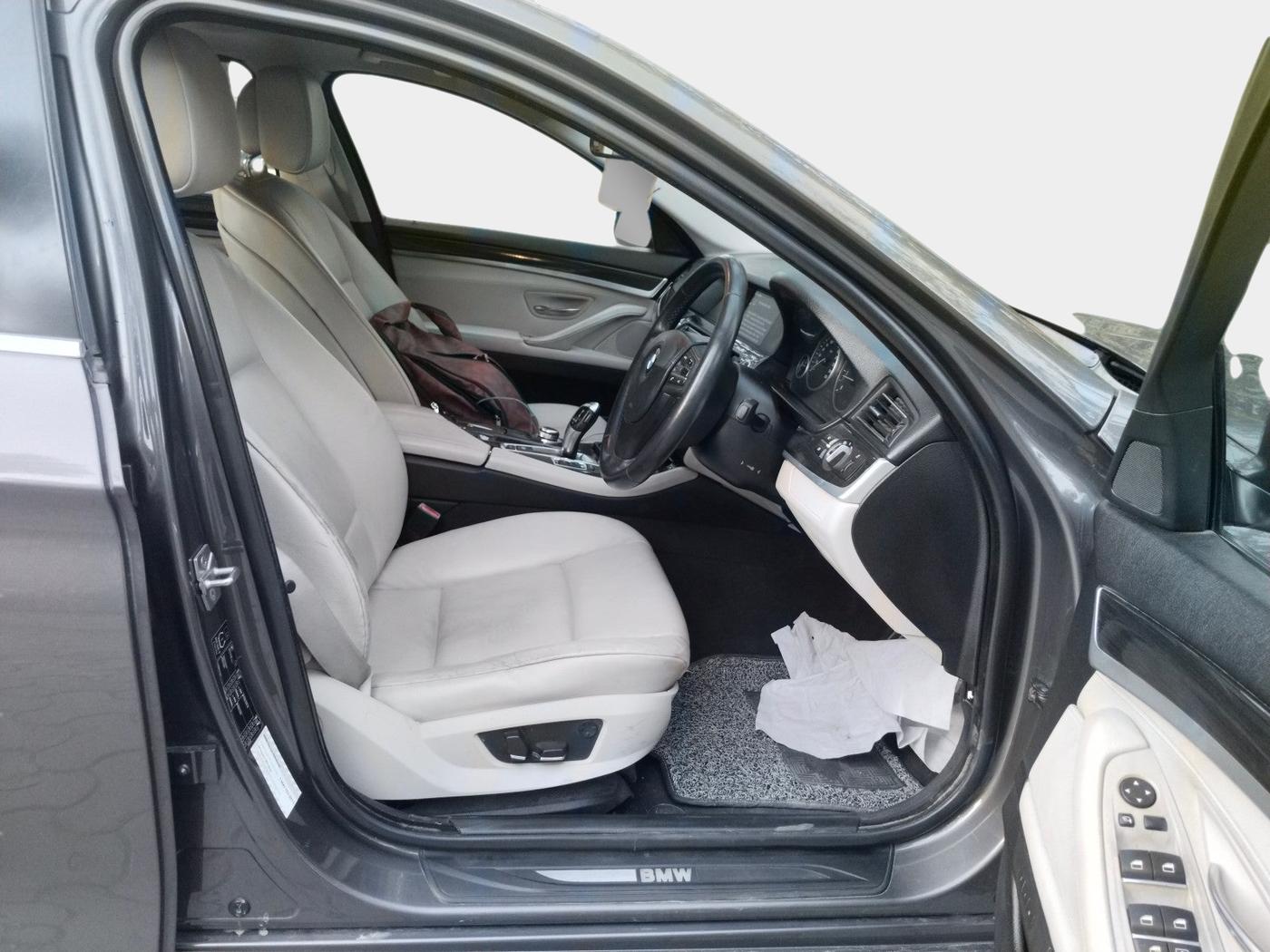 2012 BMW 5 Series 520D 2.0, Diesel, Automatic, 93,033 km, interior