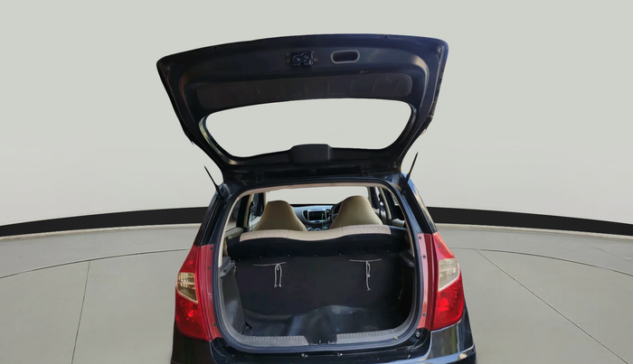 2012 Hyundai i10 MAGNA 1.1, Petrol, Manual, 71,769 km, exterior