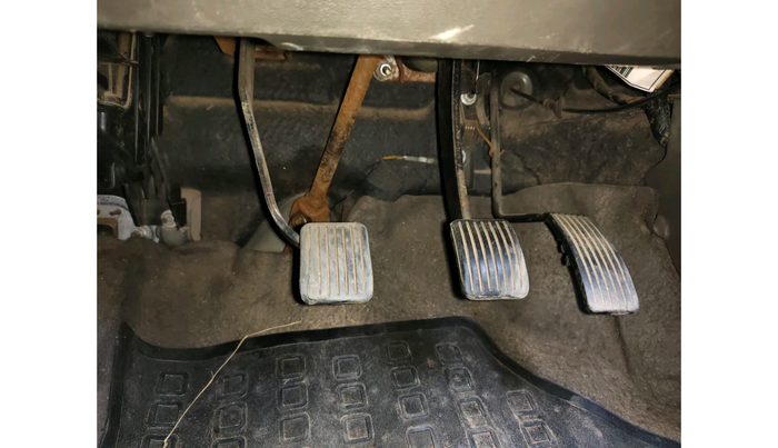 2012 Hyundai i10 MAGNA 1.1, Petrol, Manual, 71,769 km, interior