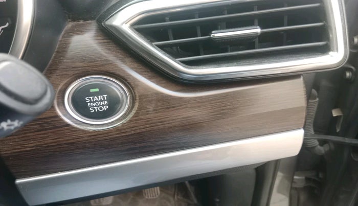 2019 Tata Harrier XZ 2.0L, Diesel, Manual, 75,090 km, interior