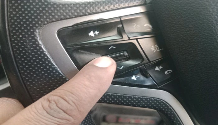 2019 Tata Harrier XZ 2.0L, Diesel, Manual, 75,090 km, interior