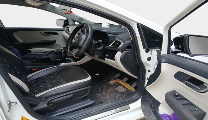 2022 Tata ALTROZ XZ PETROL, Petrol, Manual, 25,623 km, interior