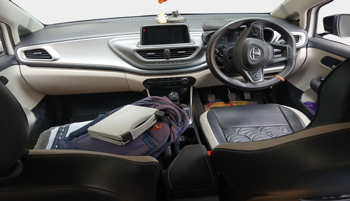 2022 Tata ALTROZ XZ PETROL, Petrol, Manual, 25,623 km, interior