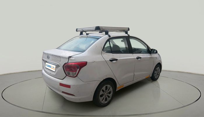 2017 Hyundai Xcent BASE ABS 1.1, Diesel, Manual, 1,62,034 km, exterior