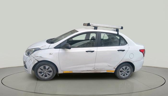 2017 Hyundai Xcent BASE ABS 1.1, Diesel, Manual, 1,62,034 km, exterior