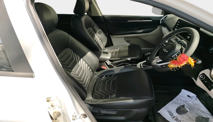 2023 KIA SONET HTX 1.5 DIESEL MT, Diesel, Manual, 29,893 km, interior