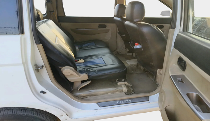 2014 Chevrolet Enjoy 1.3 LS 8 STR, Diesel, Manual, 1,38,063 km, interior