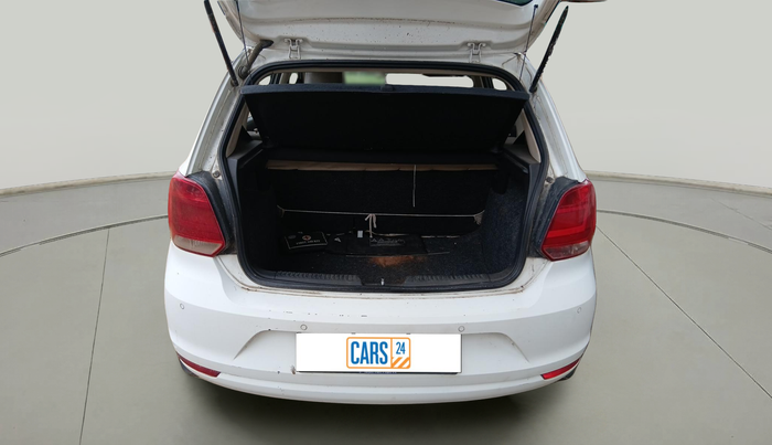 2015 Volkswagen Polo HIGHLINE1.2L, Petrol, Manual, 50,093 km, exterior