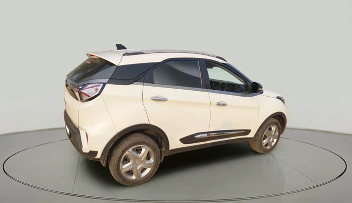 2022 Tata NEXON XM SUNROOF PETROL, Petrol, Manual, 47,846 km, exterior