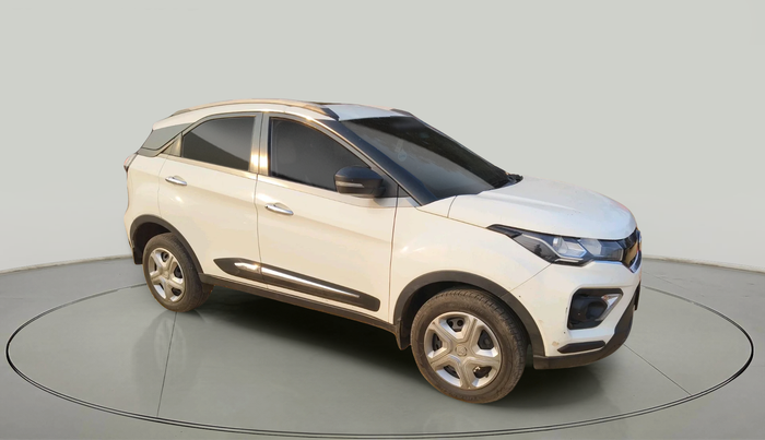 2022 Tata NEXON XM SUNROOF PETROL, Petrol, Manual, 47,846 km, exterior