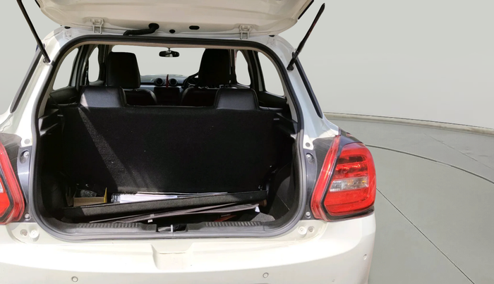 2022 Maruti Swift VXI, Petrol, Manual, 72,190 km, exterior