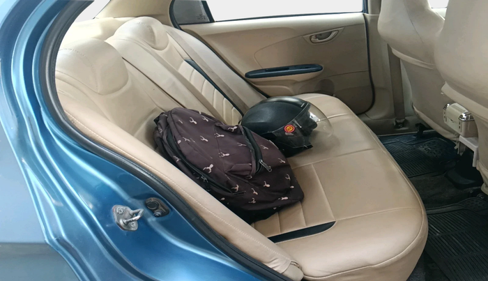 2014 Honda Amaze 1.5L I-DTEC S, Diesel, Manual, 1,16,411 km, interior