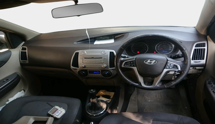2011 Hyundai i20 SPORTZ 1.2, Petrol, Manual, 1,57,626 km, interior
