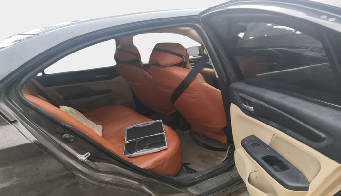 2020 Honda Amaze 1.2L I-VTEC V, Petrol, Manual, 1,24,554 km, interior