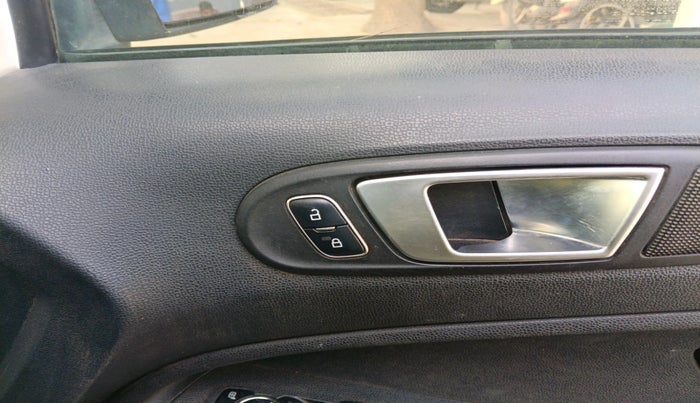 2018 Ford Ecosport TREND+ 1.5L DIESEL, Diesel, Manual, 1,21,284 km, interior