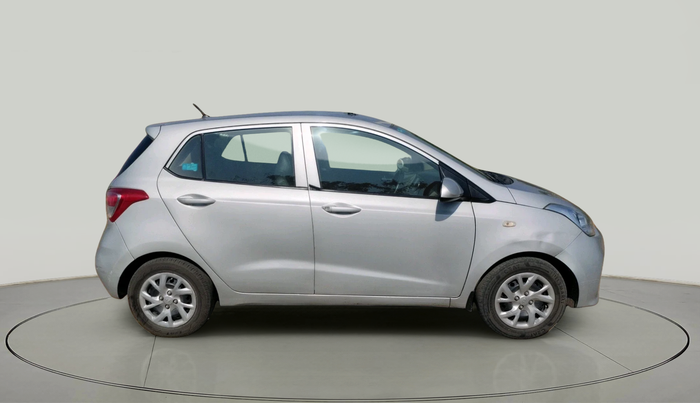 2017 Hyundai Grand i10 SPORTZ (O) 1.2 KAPPA VTVT, Petrol, Manual, 1,06,268 km, exterior